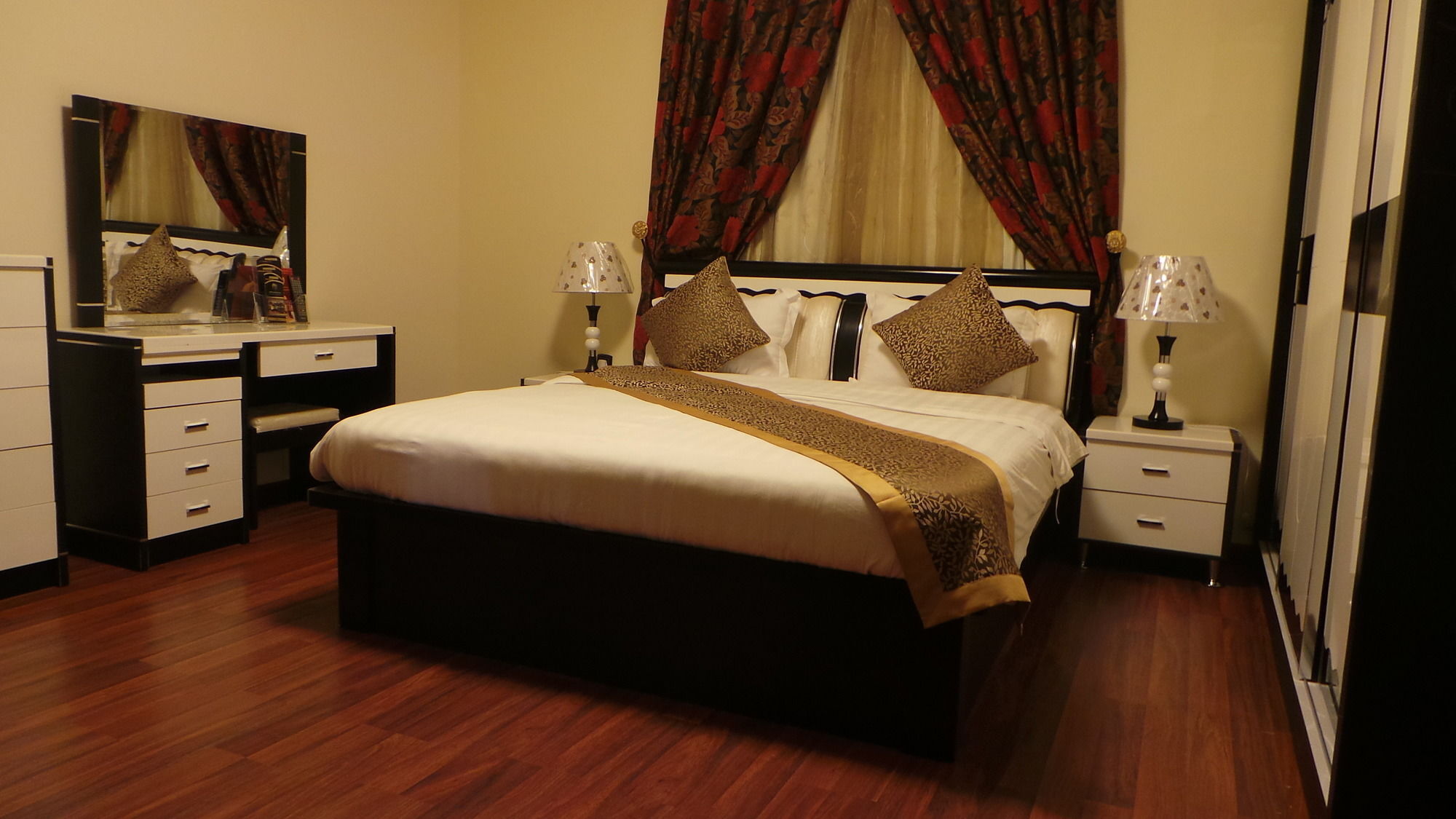Al Nabarees Al Masi Hotel Djedda Buitenkant foto
